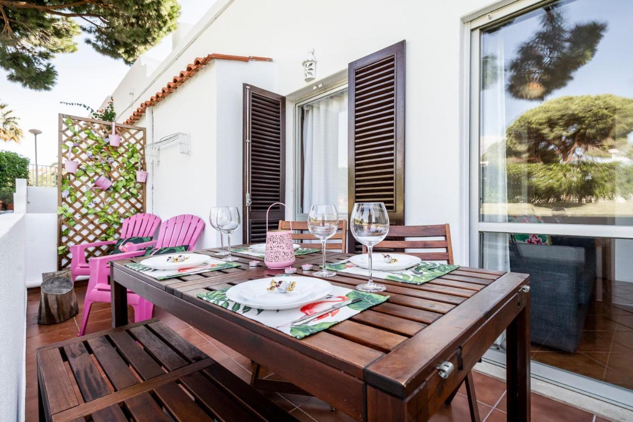 Cosy By The Pool Apartment Quarteira Exterior photo