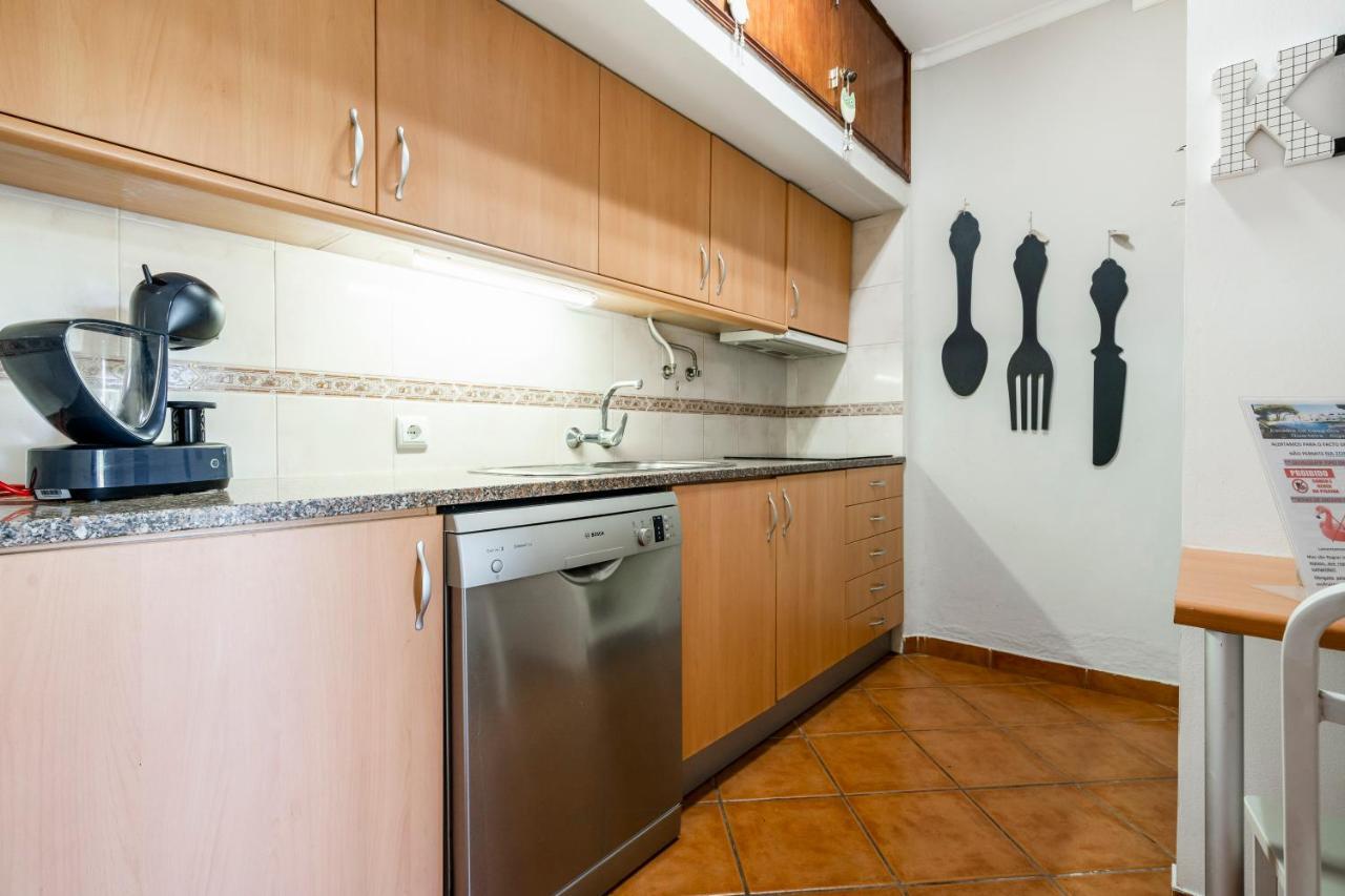 Cosy By The Pool Apartment Quarteira Exterior photo